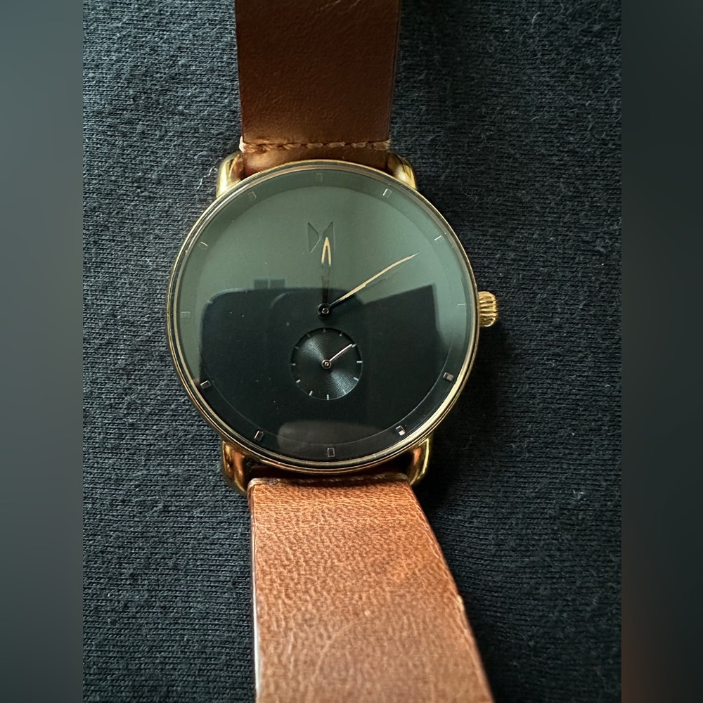MVMT Revolver Watch- Clean and Fresh Look- Excellent Shape